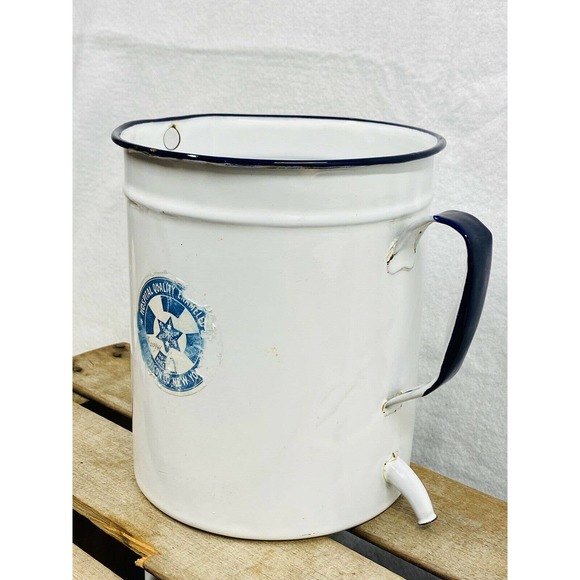 Vintage Farmhouse Enamelware NEW YORK Hospital Surgical Medical Irrigator Can - Picture 5 of 12